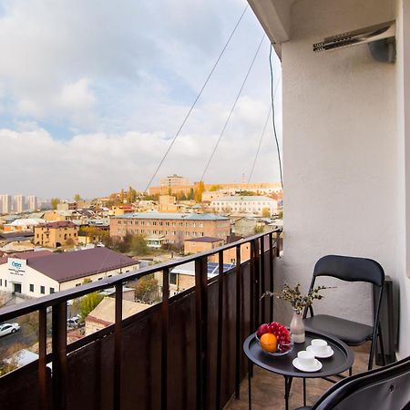 Hotelise L Horizon Apartment Yerevan Exterior photo